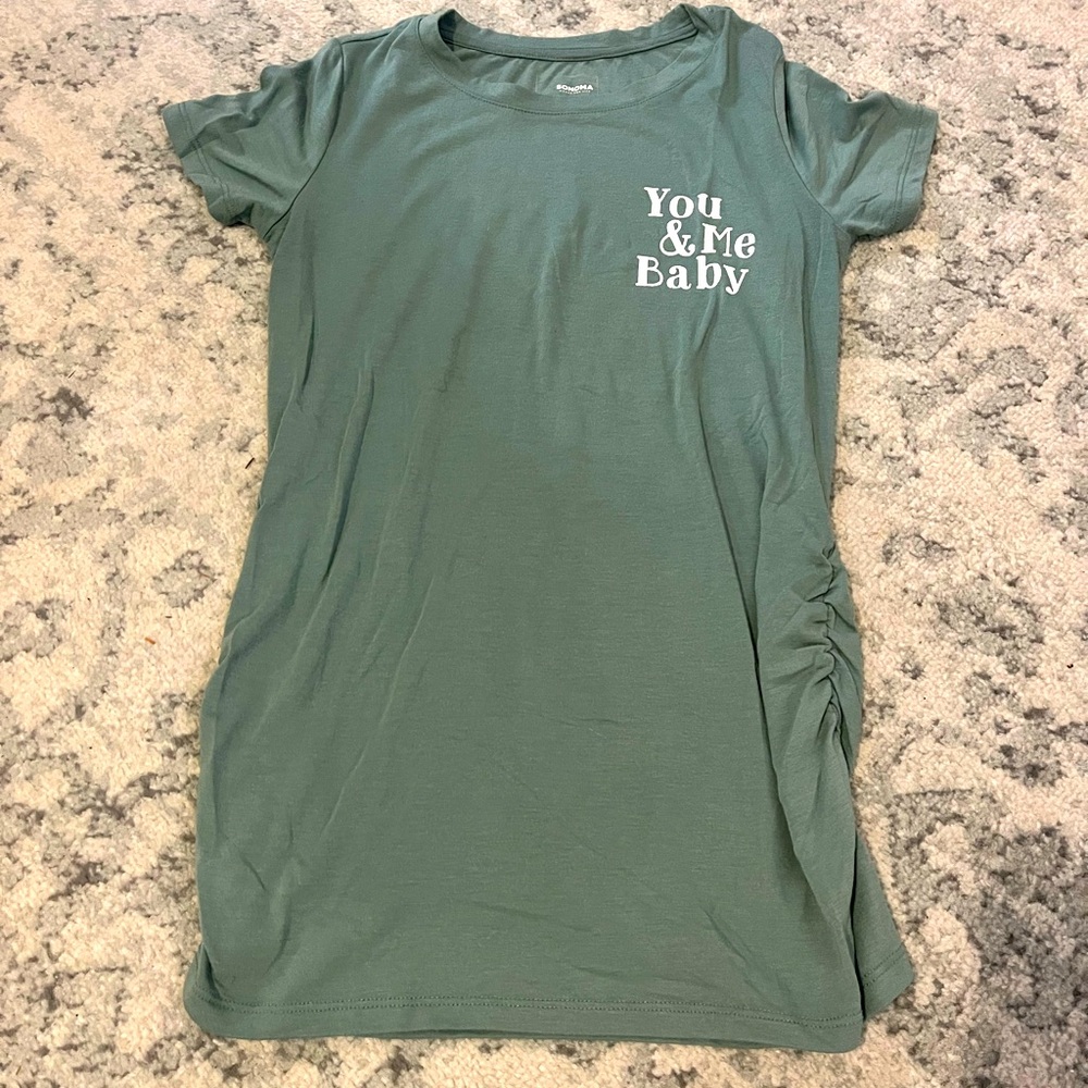Maternity t shirt